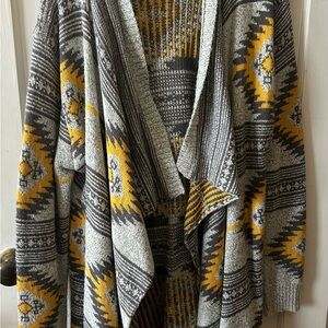 Pink Clover- Gray and Yellow Patterned Women's Sweater